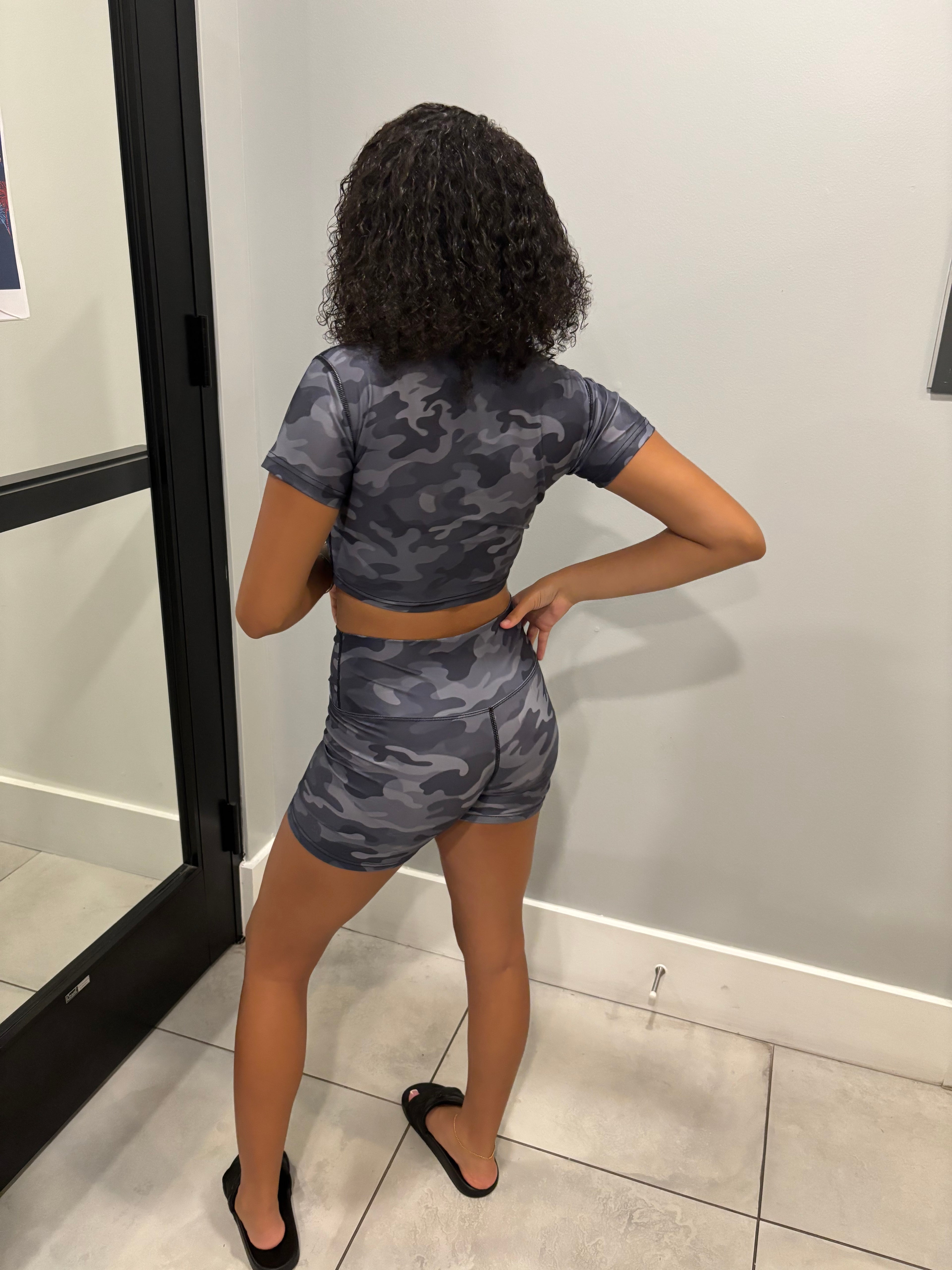 ShopD3N Girls 2 Piece Camouflage Set